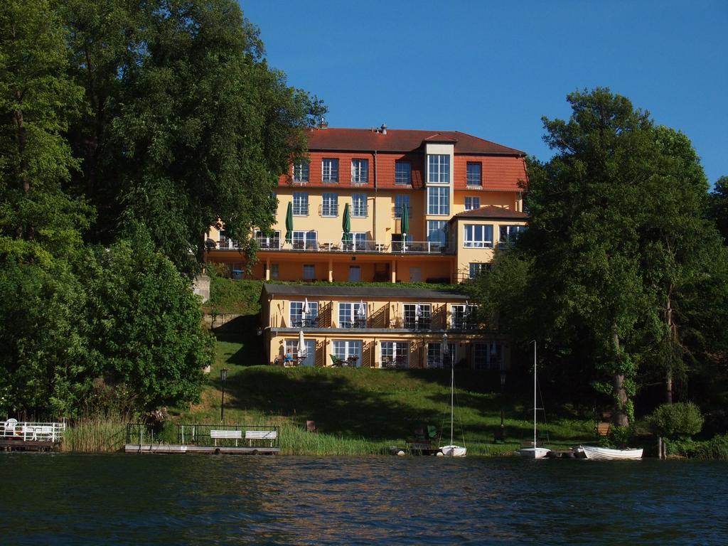 Strandhotel Vier Jahreszeiten Buckow Exteriör bild