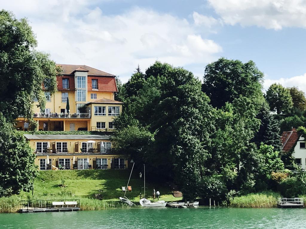 Strandhotel Vier Jahreszeiten Buckow Exteriör bild